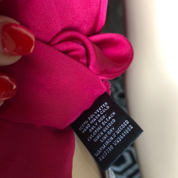 Hot pink blouse - Picture 6 of 8